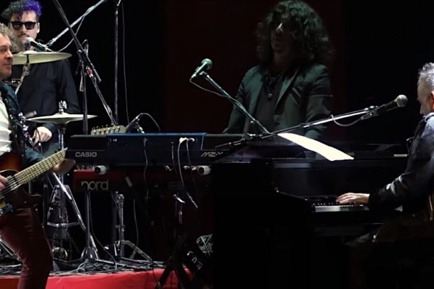 Flamante perfomance de Los Tipitos junto a Alejandro Lerner