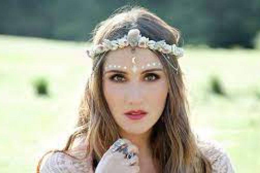 Dulce Maria - Origen