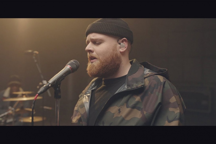 Rudimental 'Walk Alone' junto a Tom Walker