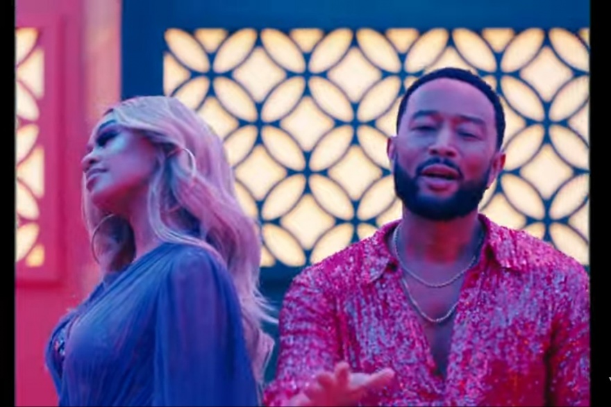 John Legend y Saweetie bailan en el video musical All She Wanna Do