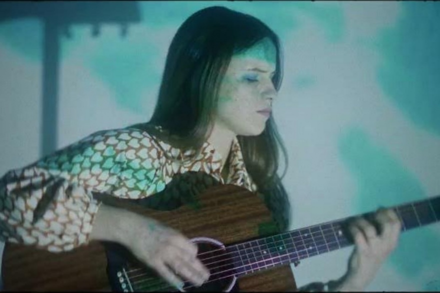 Gabrielle Aplin libero una delicada balada: Good Enough