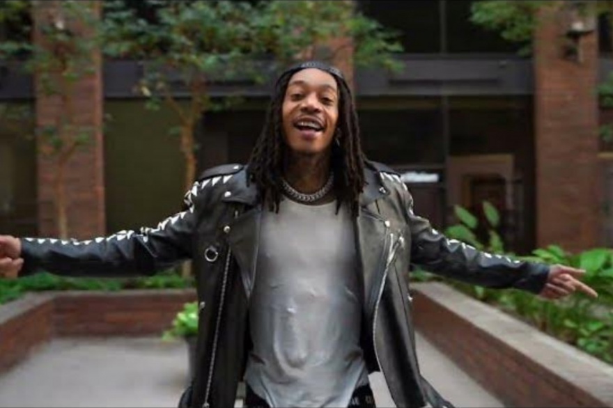 Los raperos Wiz Khalifa y Snoop Dogg traen suaves vibraciones