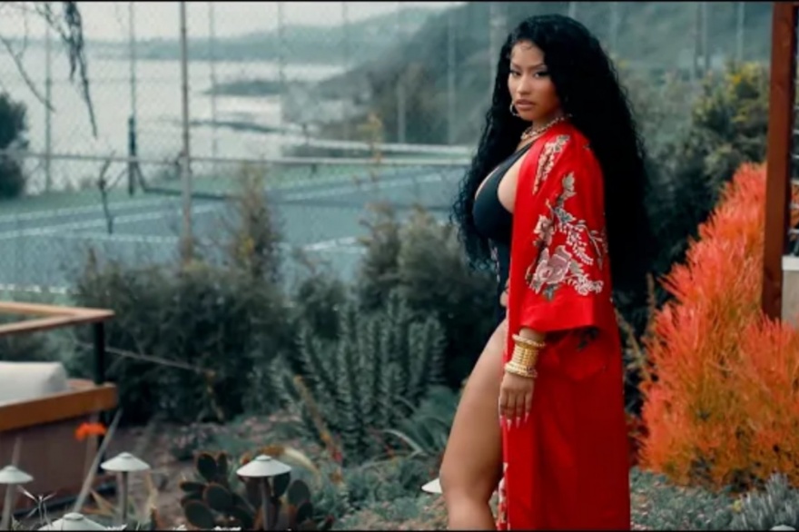 Nicki Minaj - Red Ruby Da Sleeze