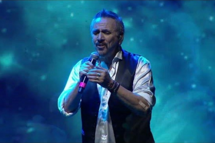 Alejandro Lerner enamora con su nueva historia: A Tu Lado