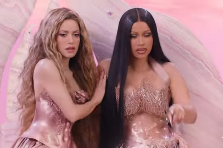 Shakira, Cardi B - Punteria