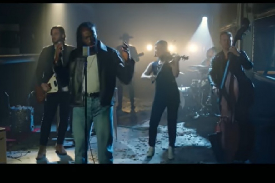 Ghost Hounds dejo caer un visual de su version de Past The Point of Rescue