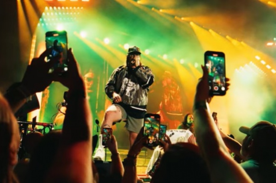 Hardy sigue reflejando el curso de su historia