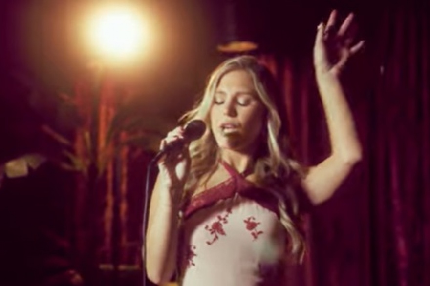 Karissa Ella y el pulso de Honky Tonk Heartbeat