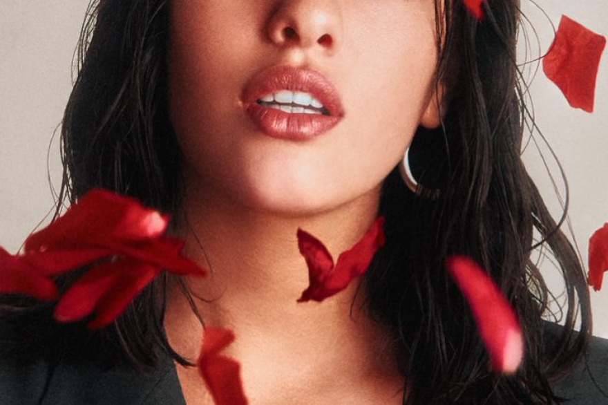 Un encuentro musical entre Camilu y Alex Ubago: Quedarme a tu lado