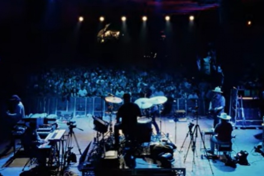 Honky tonk con 49 Winchester