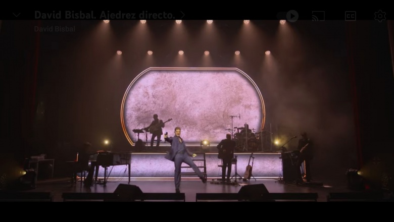 David Bisbal enamora a sus fans con una performance en vivo de su single Ajedrez