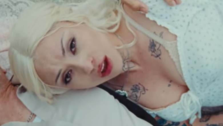 Mon Laferte - Melancolia