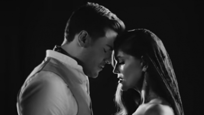 Carlos Rivera y Ana Barbara unieron sus voces en Cuento de Nunca Acabar