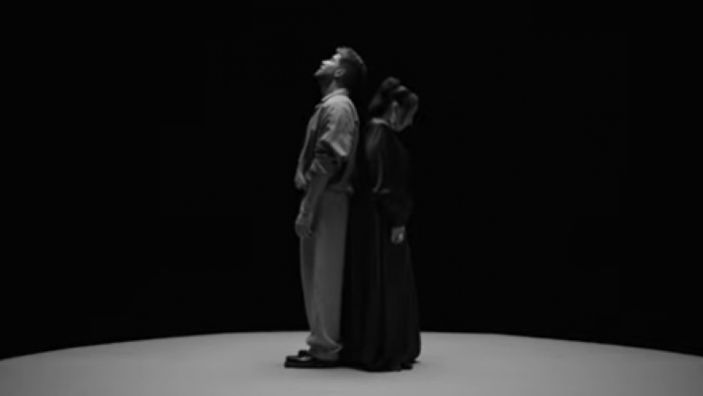 Carla Morrison y Pablo Alboran encuentran un latido comun en Si Te Quedas