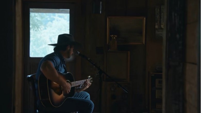 Acoustic: Riley Green - Lookout Mountain