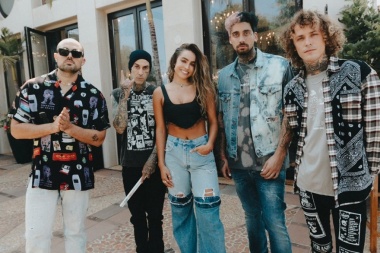 Cheat Codes - All Things $ Can Do junto a Travis Barker & Tove Styrke