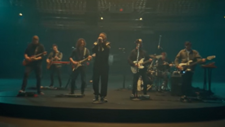 Kane Brown presento I Am en vivo para Vevo Extended Play