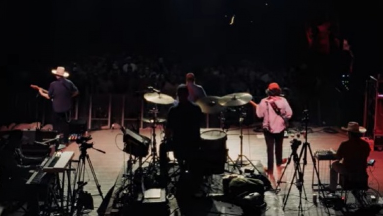 49 Winchester le puso voz a una historia de desgaste