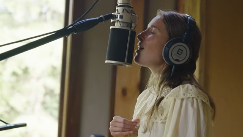 Checa como suena lo nuevo de Caroline Jones en estudio