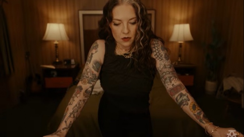 Ashley McBryde - Arkansas Mud