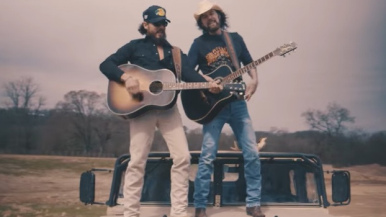 Chris Janson y David Lee Murphy celebran buenos momentos en Fun