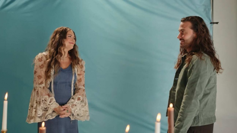 Leanna Crawford y Seph Schlueter presentaron su colaboración “Water Into Wine”