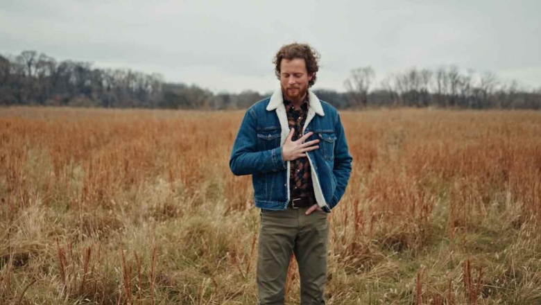 Austin Brown presentó “Til The Sun Runs Out Of Time” y abre un nuevo capítulo solista