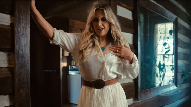 Erin Kinsey presenta el videoclip “House Arrest”, una historia íntima puertas adentro