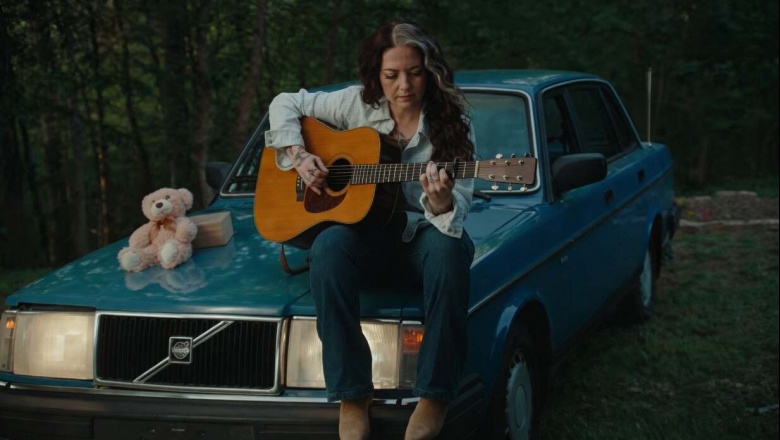 Ashley McBryde lanza su nuevo álbum “Wild”