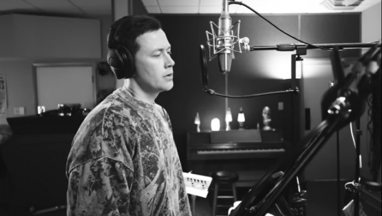 Scotty McCreery presenta una nueva versión de “Your Man” junto a Josh Turner