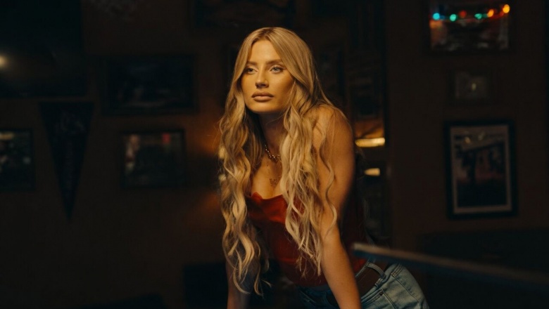 Bellah Mae lanza el EP Keep It Peachy antes de su debut en el CMA Fest
