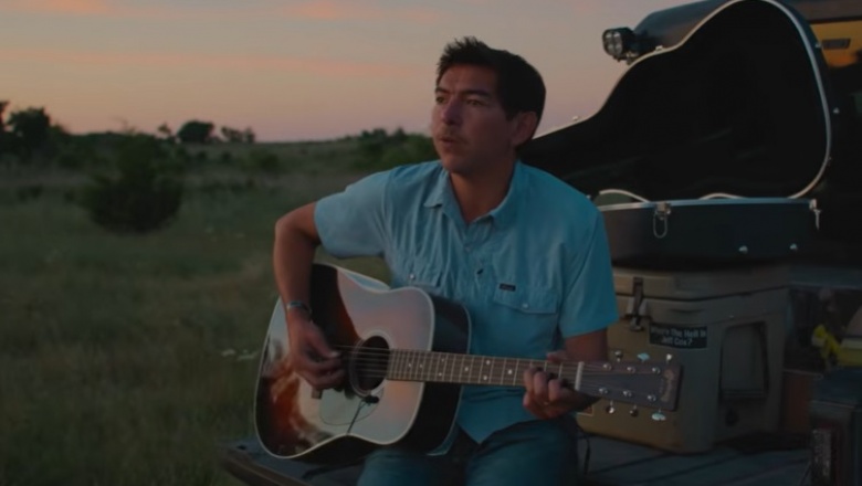Wyatt Flores retrata la familia y el paso del tiempo en “Half The Man”