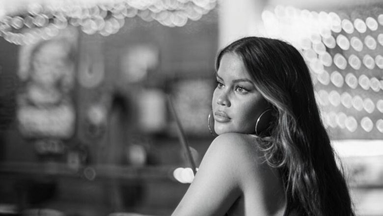 Maren Morris presenta el visualizer de “Hard Liquor and Soft Rock”