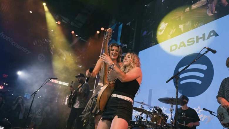 Dasha comparte una versión en vivo de “Mad About It”