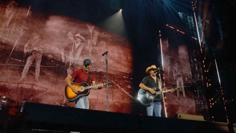 Jason Aldean y Luke Bryan le ponen música a la vida country en “Songs About Us”