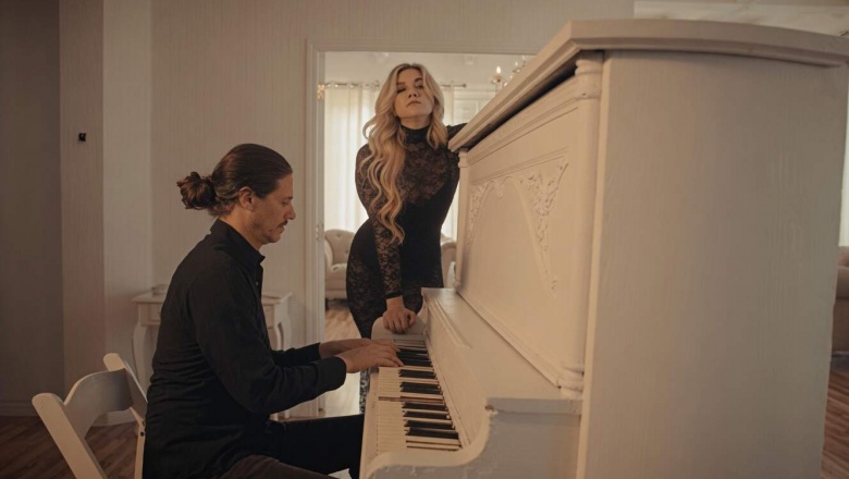 Morgan Myles dejó caer una versión al piano de “Laced”
