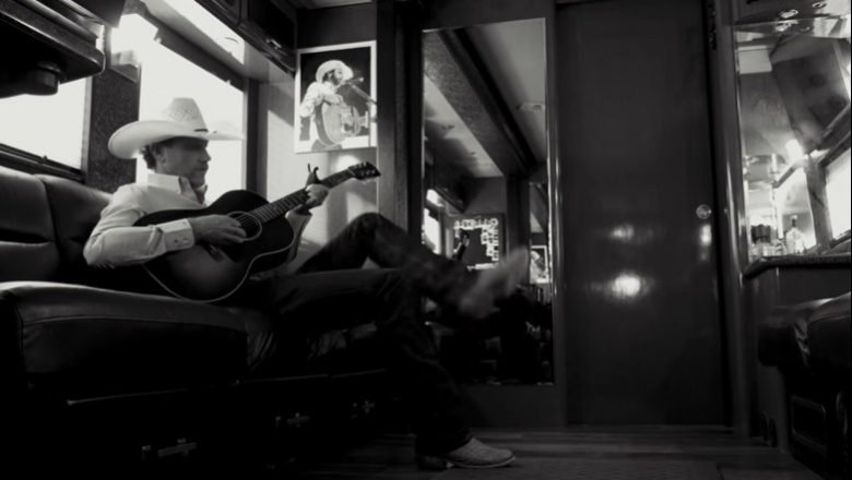 Chancey Williams: amor y country tradicional en “If You Lived Here”