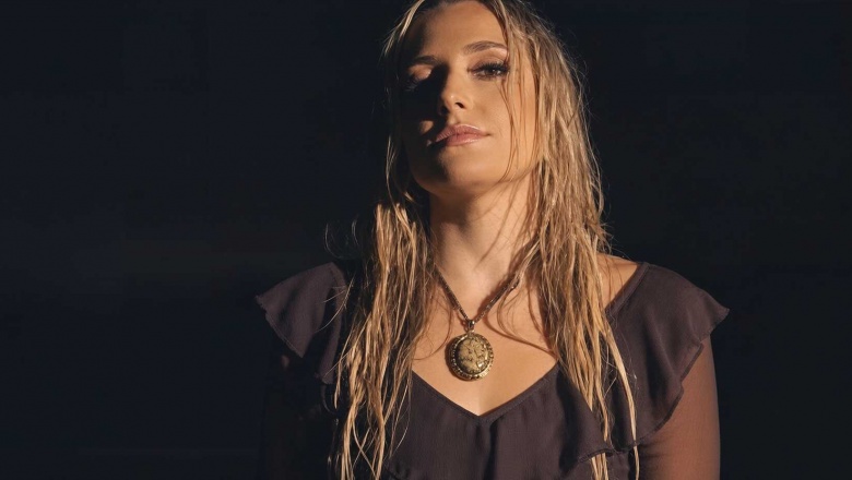 Erin Kinsey enfrenta la tormenta en “High Water”