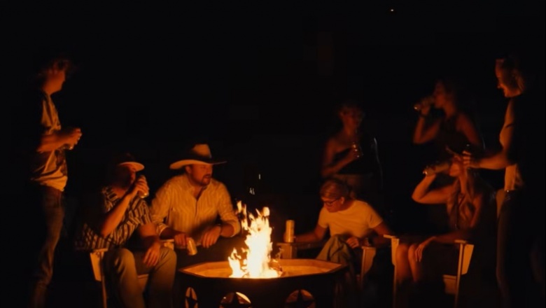 Walker Montgomery le puso imágenes a su himno para vivir el momento