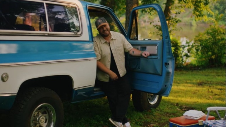 Mitchell Tenpenny y una actitud despreocupada frente a los problemas