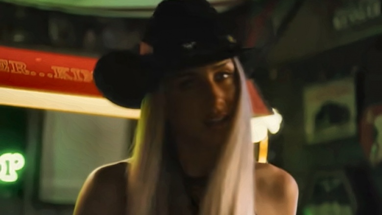 Siente el adiós: “DRINKING WRONG”, de Alli Walker