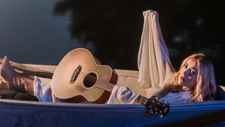 Cami Clune le dio un toque country a “Summer Fantasy”