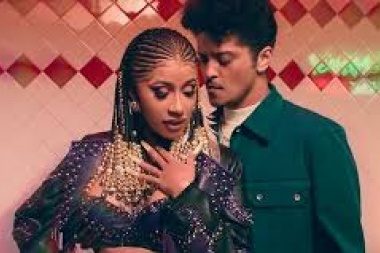 Cardi B & Bruno Mars 'Please Me'