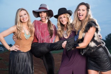 Nos gusta escuchar a Farewell Angelina