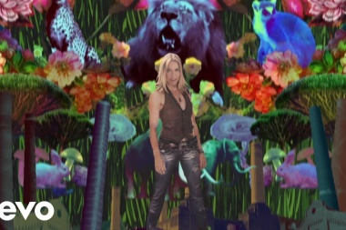 Sheryl Crow libero Story Of Everything junto a Chuck D, Andra Day, Gary Clark Jr