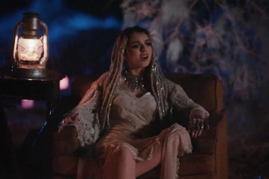 Zhavia continúa su ascenso con Candlelight