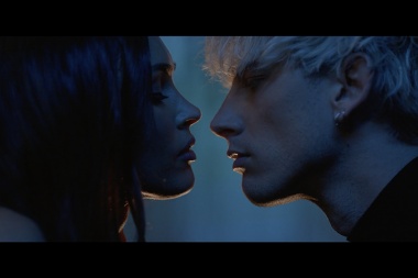 Mira Bloody Valentine de Machine Gun Kelly protagonizado por la linda Megan Fox