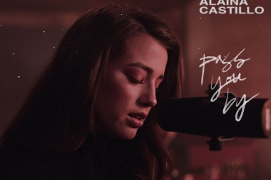 Dale play a Alaina Castillo