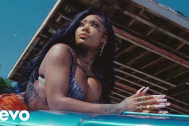 Summer Walker libero las imagenes para Ex For A Reason junto a JT From City Girls