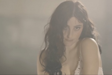 Echa un vistazo: BANKS - I Still Love You